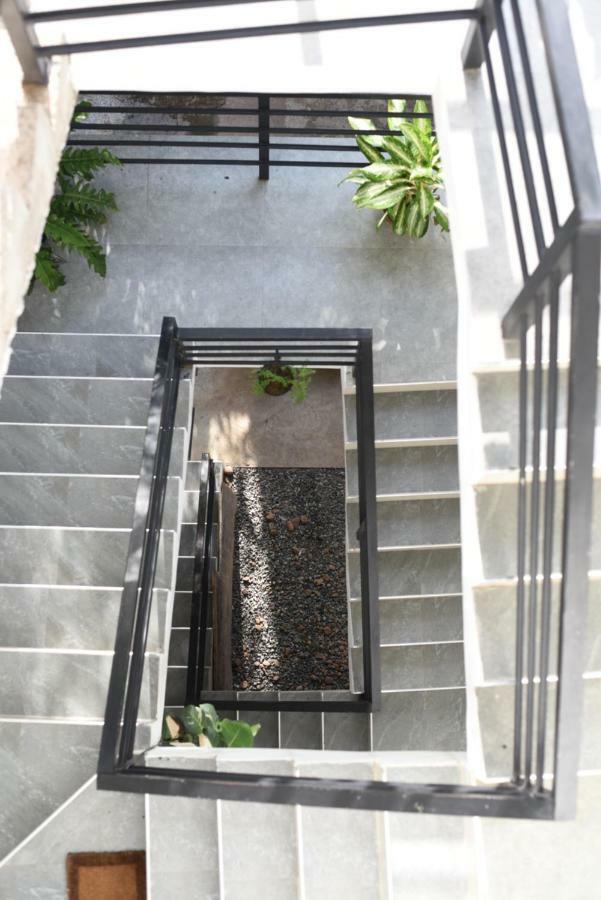 Steps Backpackers Hostel コロンボ エクステリア 写真